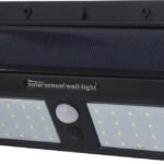 СОЛАРЕН СТЕНЕН ОСВЕТИТЕЛ ЧЕРЕН IP54 1.5W 6000K със сензор за движение
